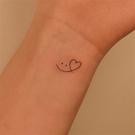Tattoo happy face – Artofit