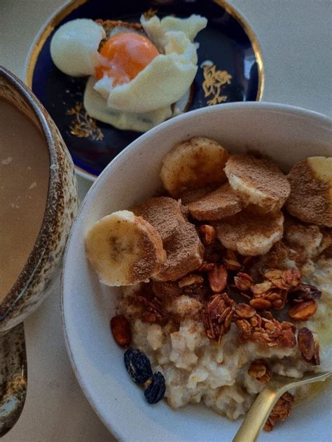 Breakfast aesthetics oatmeal unlimited milk banana cinnamon granola ...