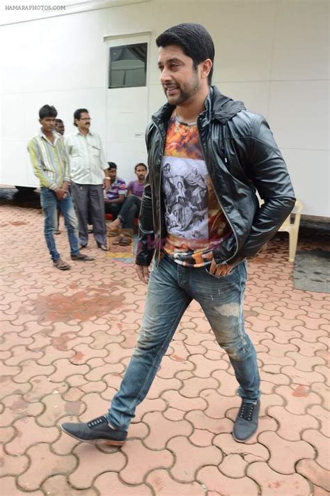 aftab shivdasani promote grand masti    set  comedy nights