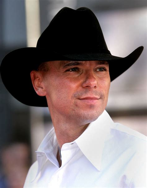 Is Kenny Chesney Married In 2023? The Shocking Truth About His Love Life Revealed! Image 19