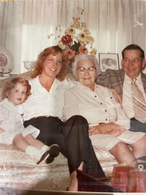 Kingsport Times Obituaries: Connecting Generations Through Loss Image 16