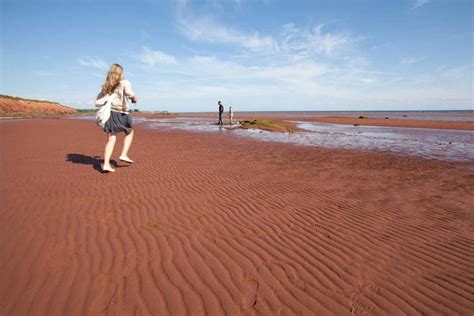 The best beaches in PEI | Destination Canada