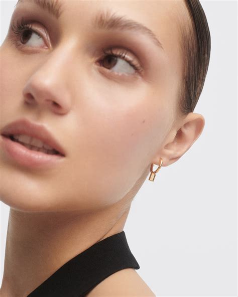 New in - PDPAOLA