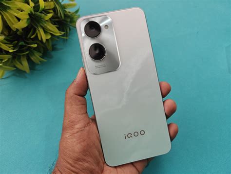 iQOO Z9 Lite 5G First Look | Fully Loaded Smartphone