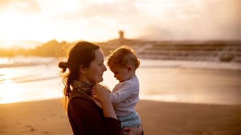 [100+] Mom Wallpapers | Wallpapers.com