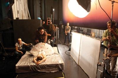 Black Swan Behind the Scenes - Black Swan Photo (24244155) - Fanpop