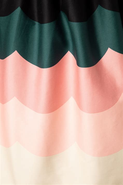 Vixen Sofia geschulpte swingrok in multi | Shop bij Topvintage