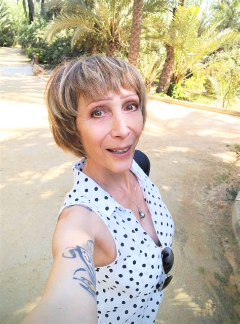 TW Pornstars - Catalya Mia. Twitter. Je remercie tout ceux qui m'ont