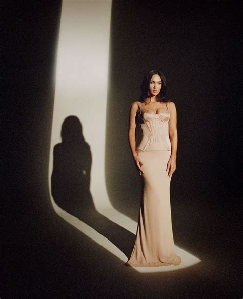 Megan Fox Sexy Pics - Hot Celebs Home