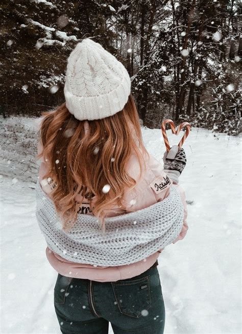 Идеи зимних фото Winter Senior Pictures, Snow Pictures, Cute Poses For ...