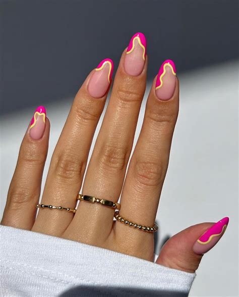 O Tiktok viralizou o jeito mais fácil de fazer Nail Art - Garotas Estúpidas