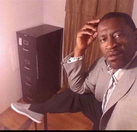 Celebrities Honor George Floyd On His 47th Birthday – Hollywood Life