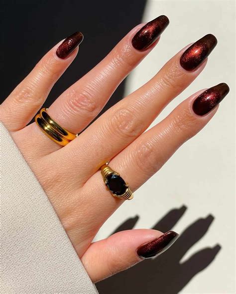 20 Dark Fall Nail Colors for a Cozy-Chic Manicure