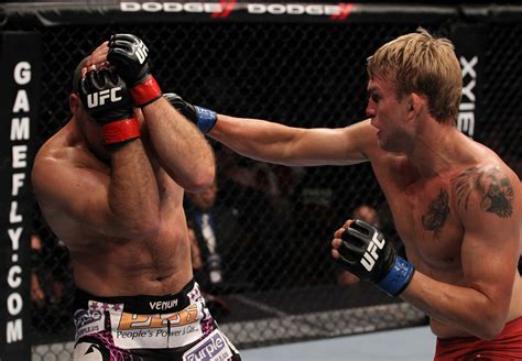 Alexander Gustafsson Ready for Veteran Challenge at UFC 141 | UFC