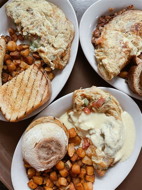 Live Music | The Horseshoe Inn Restaurant & Bar | Saratoga Springs NY