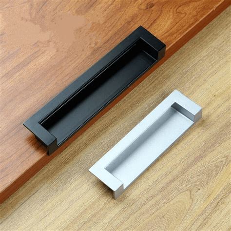 Different Types of Kitchen Cabinet Handles & Finishes | Maxave