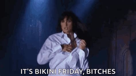 Strip Demi GIF - Strip Demi Moore - Discover & Share GIFs