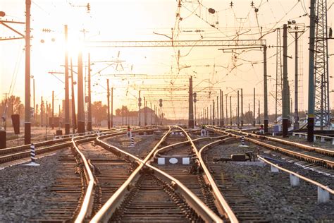 Better Buy: CN Stock or CP Rail? | The Motley Fool Canada