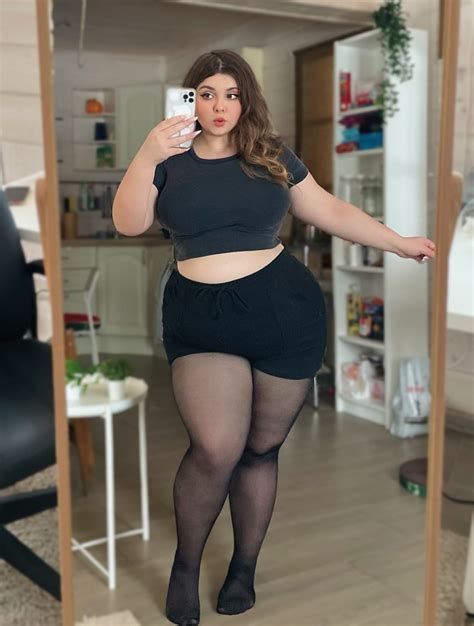 TW Pornstars - Marie Bunny 🐰. Twitter. 5’1 of thickness ☺️. 6:43 PM