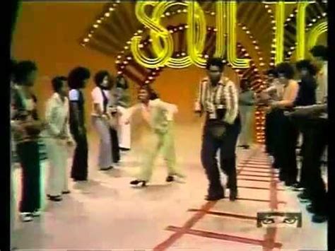 Soul Train Line Dance to Jungle Boogie (1973) - YouTube