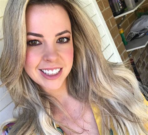 Rachel Burr - Bio, Age, Height, Wiki, 😍 | Models Biography