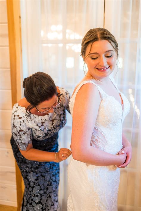 Summer Wedding in Concord | NH Wedding Photographer