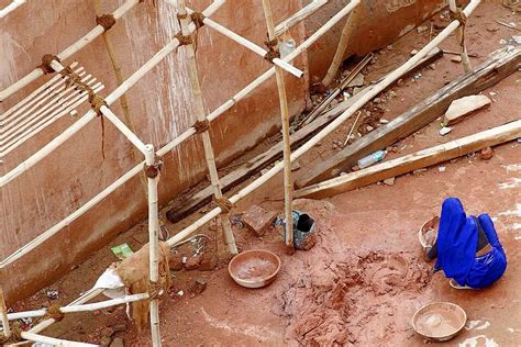 bekerja india sari india foto latar belakang  gambar