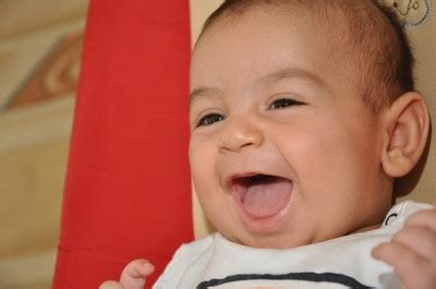 Manfaat Tertawa untuk Kesehatan Mental dan Tubuh - kesehatanpedia