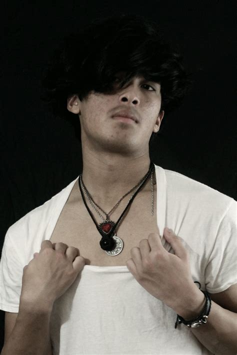 Matteo Gomez @MatteoGomez OnlyFans Top 10 latin asian exotic trim model