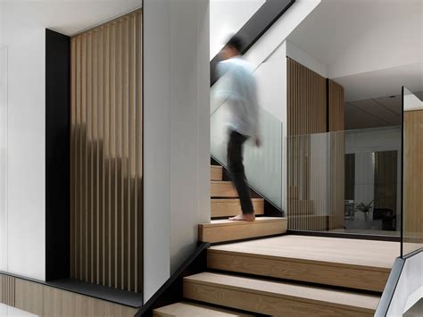 centered edge moooten studio