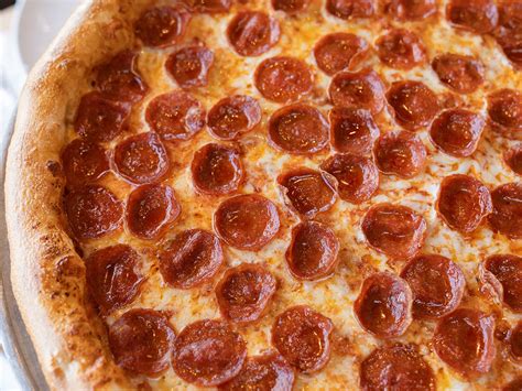 Southampton | Dewey's Pizza