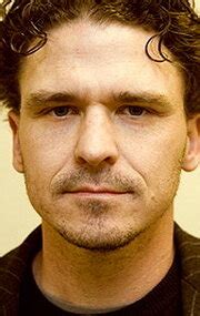 Дэйв Эггерс (Dave Eggers): фильмы, биография, семья, фильмография ...