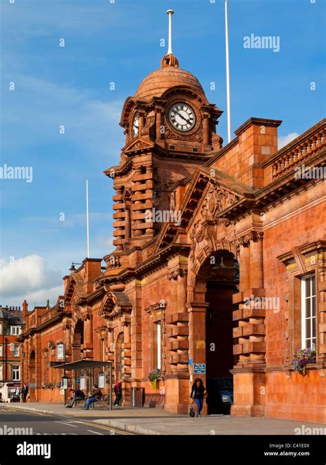 Nottingham Railway Station England UK designed by Albert Edward Lambert ...