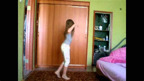 как я танцую - YouTube