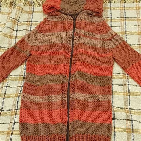 Вязаный спицами жакет | Men sweater, Sweaters, Sweater dress