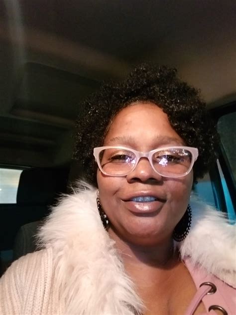 Meet the Weather Experts and Meteorologists at ABC 7 Chicago 6