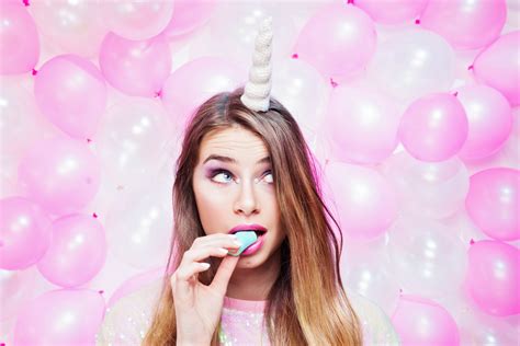 5 Unicorn Makeup Products For Everyone Who's Obsessed With The Unicorn ...