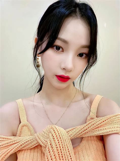 Korean Beauty, Asian Beauty, Secret Admirer, Little Mix, Karina, Korean ...