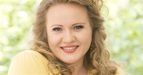 Олеся Жураковская кардинально сменила имидж (фото) - IVONA.UA