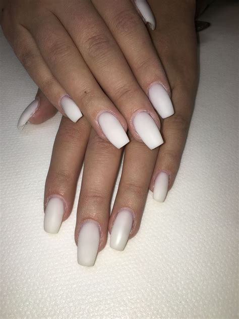 Vita matta naglar! | White nails, Nails inspiration, Nails