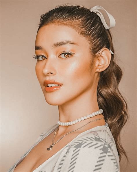 Liza Soberano | Liza soberano photoshoot, Liza soberano, Filipina beauty