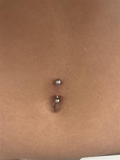 why does my belly piercing look like this under the ball : r/piercing