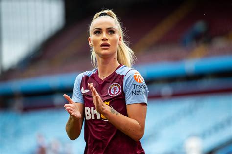 Alisha Lehmann: Karriere, Gehalt, Vermögen und Titel - Instagram-Star