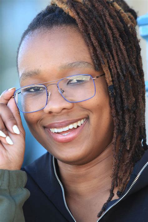 About Us - The Eiohn Hayes Eyecare Outreach Program