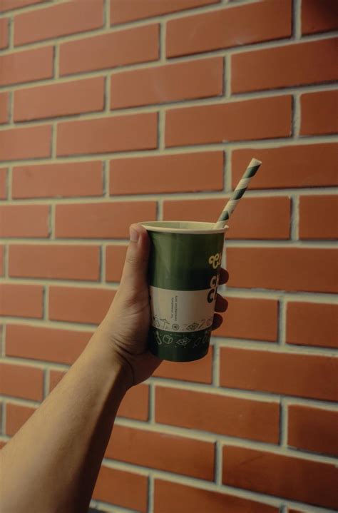 3 Kelebihan Kemasan Cup Minuman Kekinian Untuk Menarik Pembeli