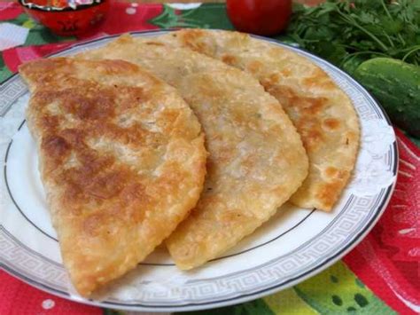 Вкусное хрустящее тесто для чебуреков с водкой — рецепт с фото пошагово