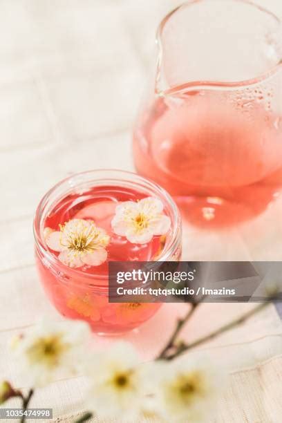 Korean Plum Tea Photos and Premium High Res Pictures - Getty Images