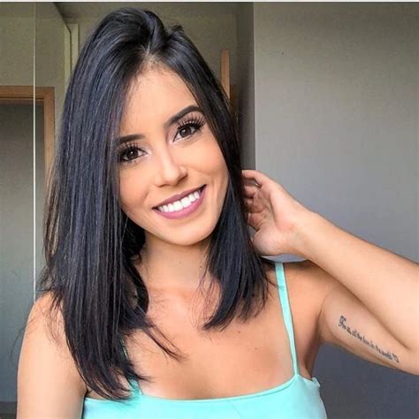 Cabelo Liso Feminino