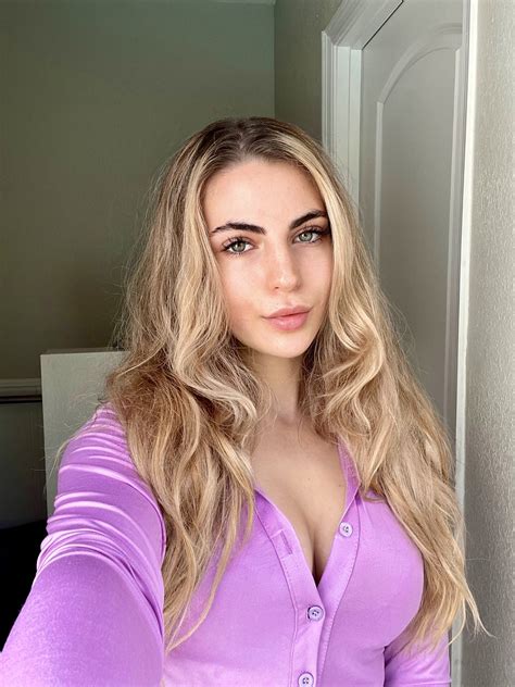 TW Pornstars - 2 pic. Luna Benna. Twitter. Goodmorning world! Say it