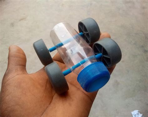 how to make plastic car